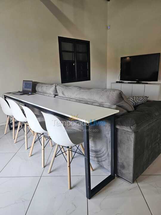 Casa para aluguel de temporada em Itapoá (Itapoá)