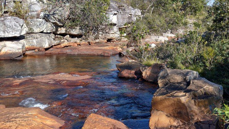 Pousada com 3 suítes e praia particular