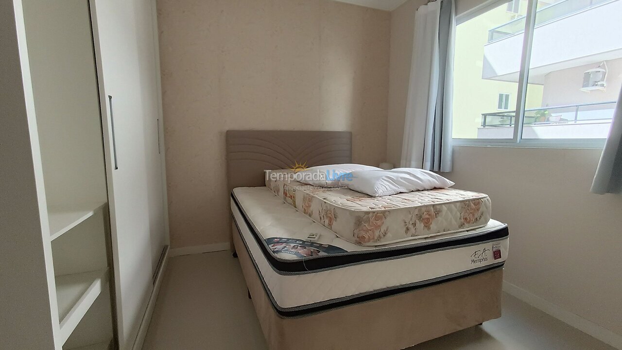 Apartment for vacation rental in Itapema (Meia Praia)