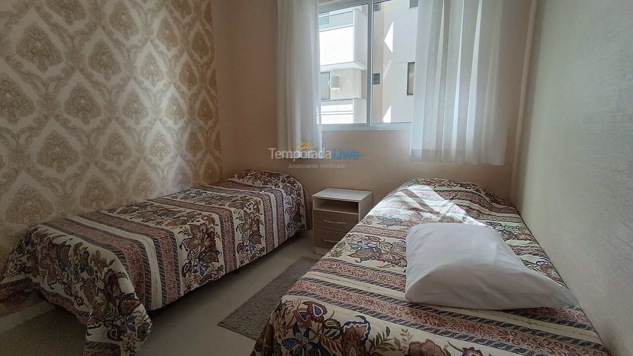 Apartment for vacation rental in Itapema (Meia Praia)