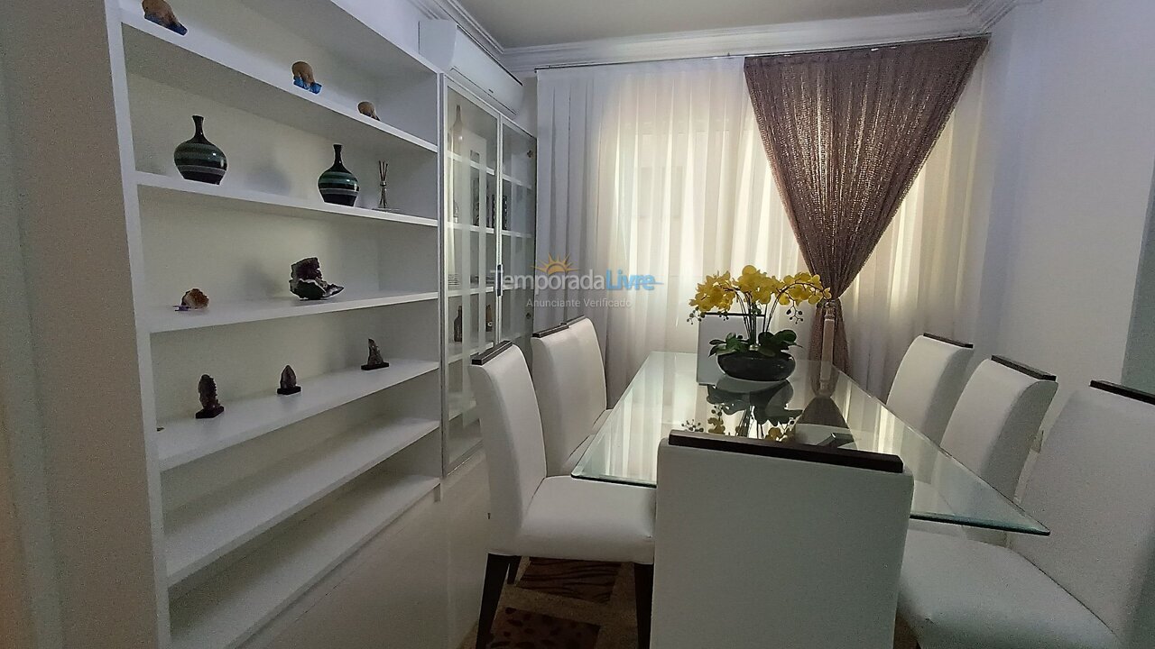 Apartment for vacation rental in Itapema (Meia Praia)