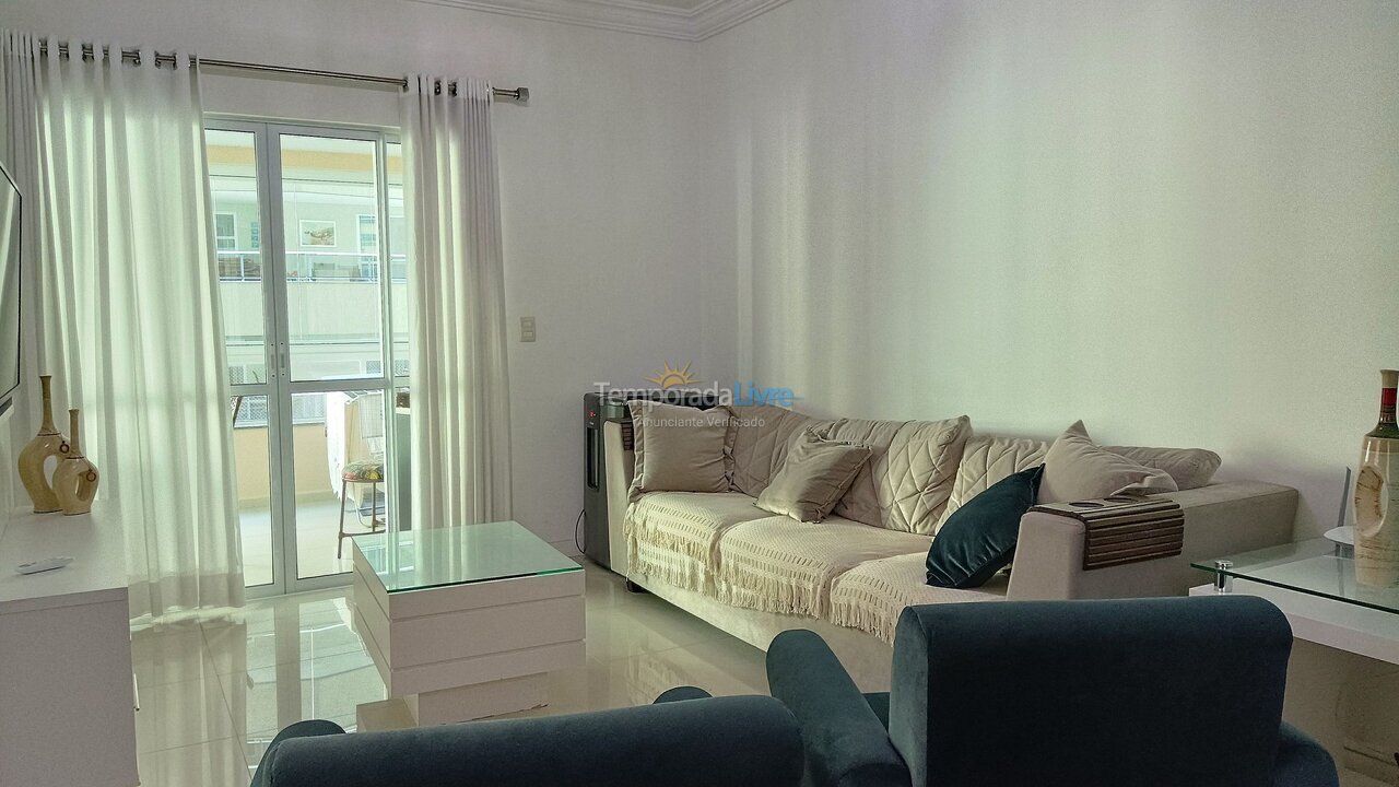 Apartment for vacation rental in Itapema (Meia Praia)