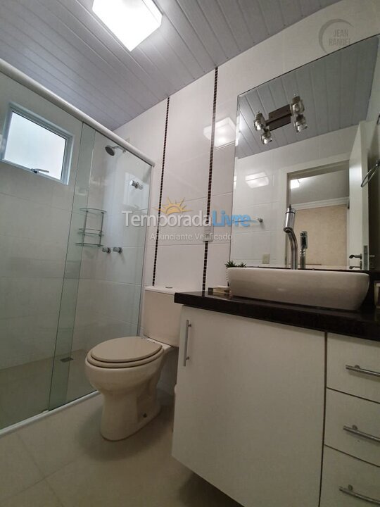 Apartment for vacation rental in Itapema (Meia Praia)