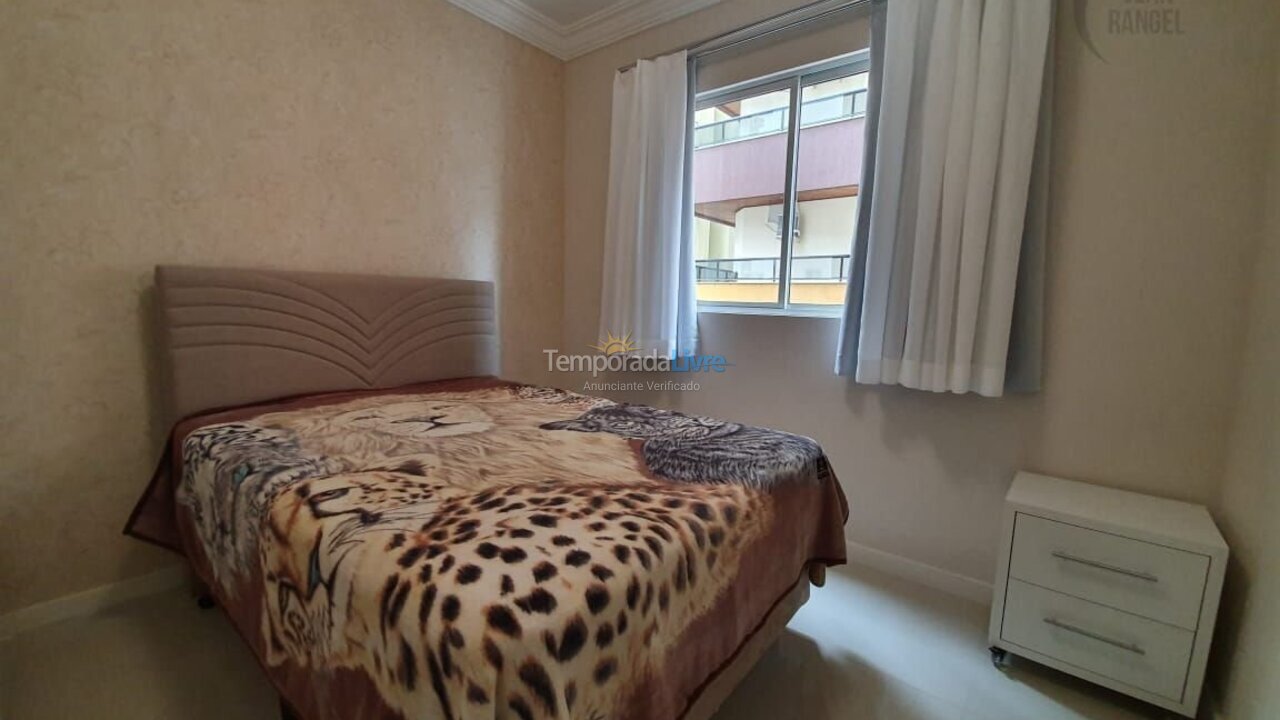 Apartment for vacation rental in Itapema (Meia Praia)