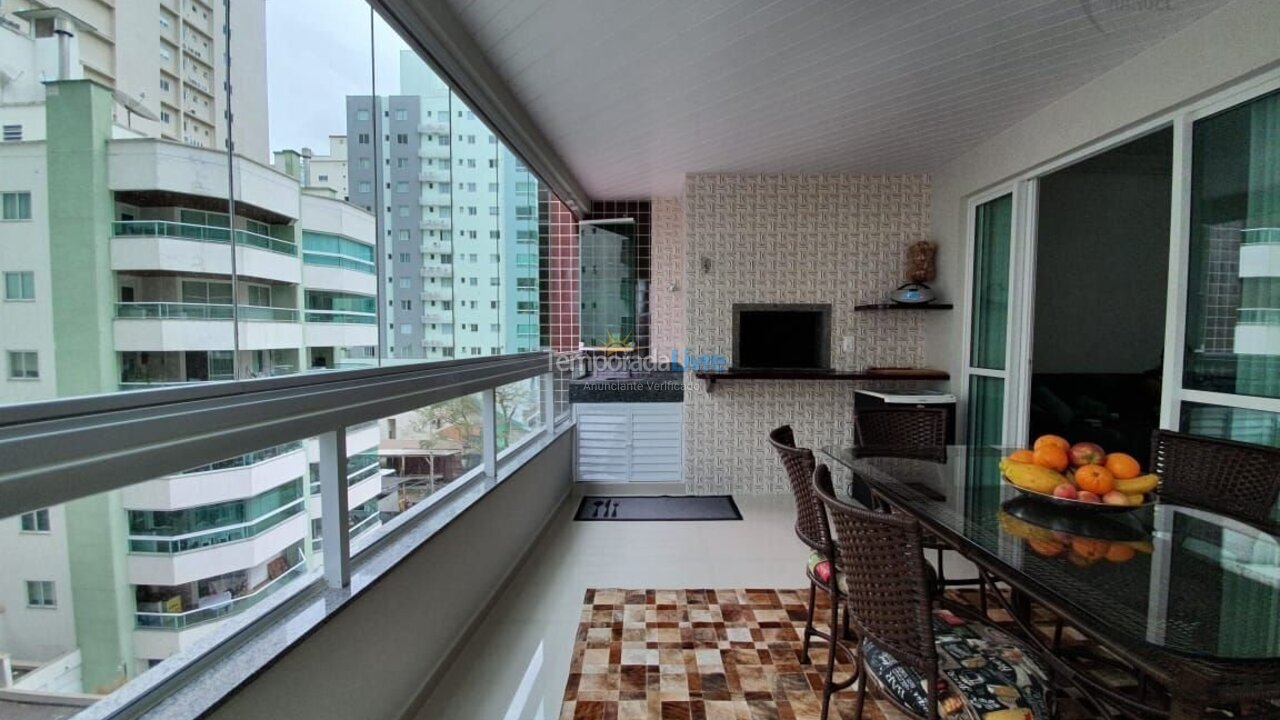 Apartment for vacation rental in Itapema (Meia Praia)