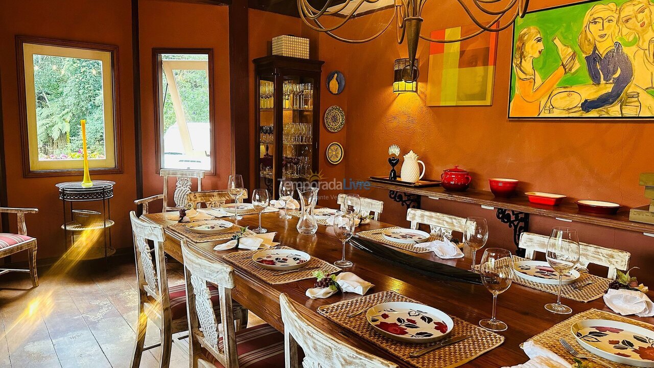 Casa para aluguel de temporada em Campos do Jordão (Descansopolis)