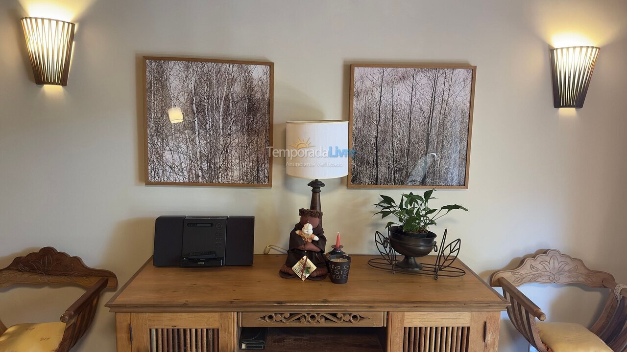 Apartment for vacation rental in Campos do Jordão (Capivari)