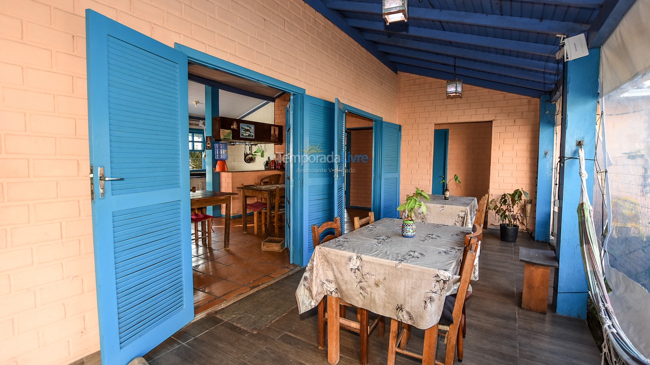 House for vacation rental in Garopaba (Praia da Ferrugem)