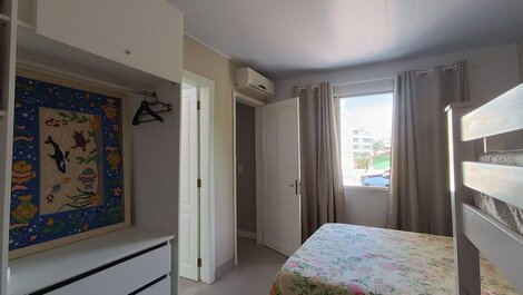 HOUSE WITH POOL AND FENCED YARD ON THE COSTÃO DE BOMBAS