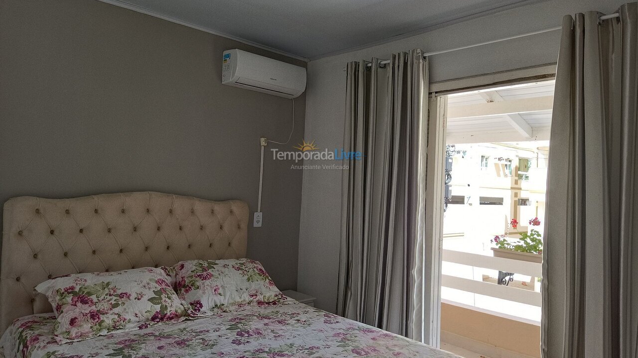 House for vacation rental in Bombinhas (Praia de Bombas)