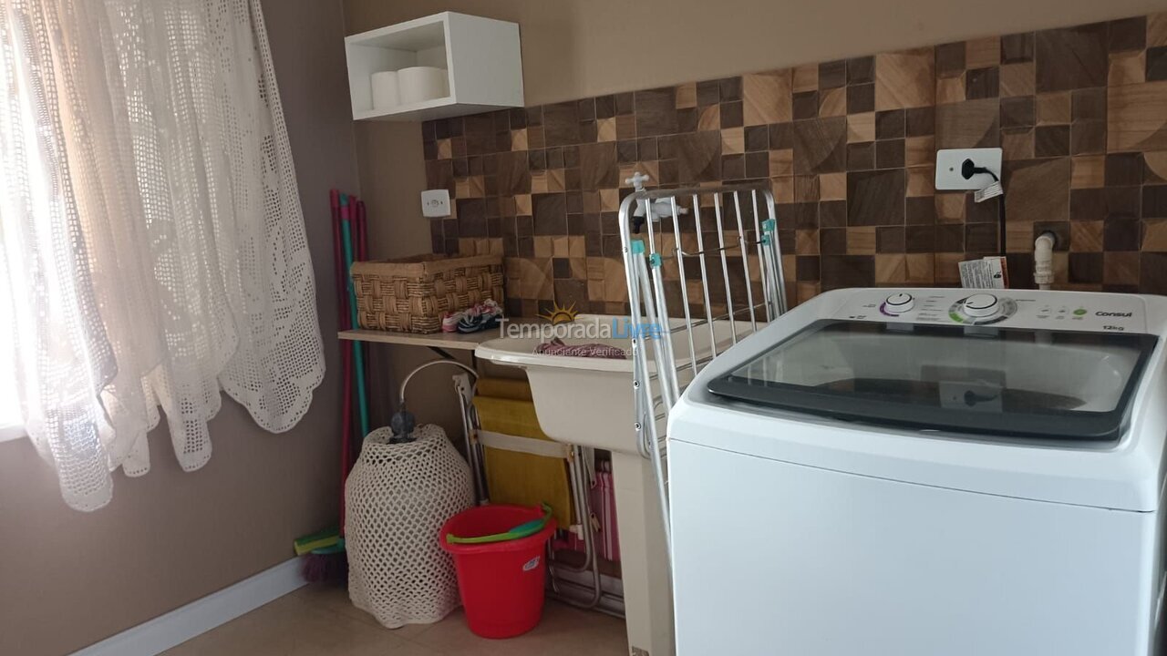 House for vacation rental in Bombinhas (Praia de Bombas)