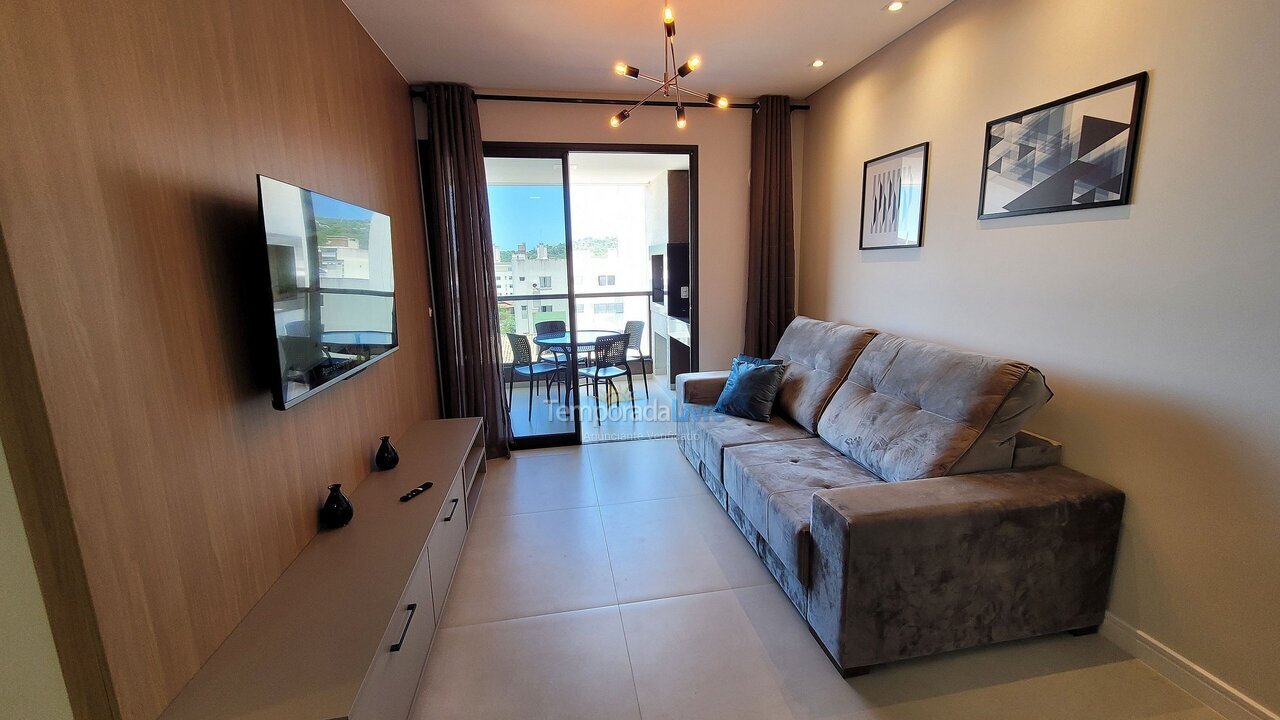 Apartamento para aluguel de temporada em Bombinhas (Praia de Bombas)
