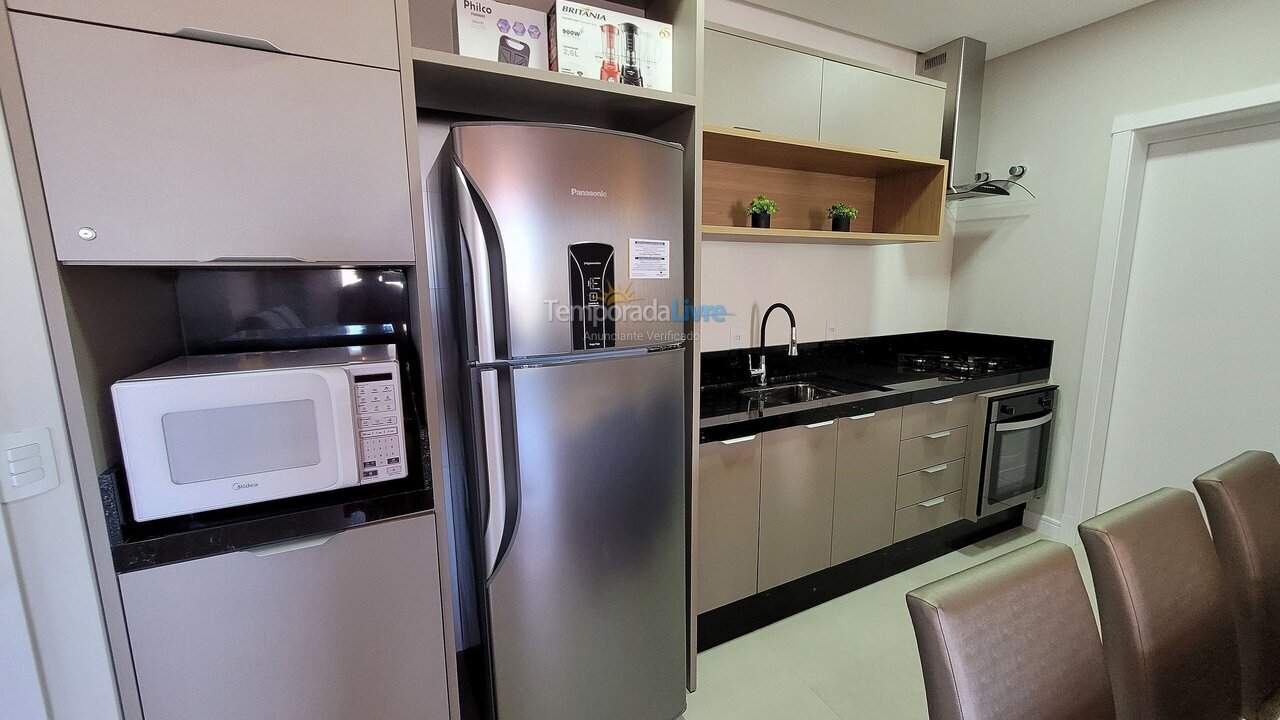Apartamento para aluguel de temporada em Bombinhas (Praia de Bombas)
