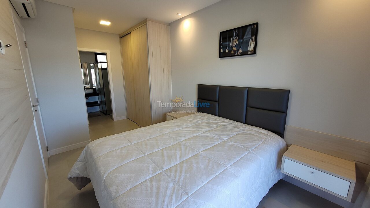 Apartamento para aluguel de temporada em Bombinhas (Praia de Bombas)