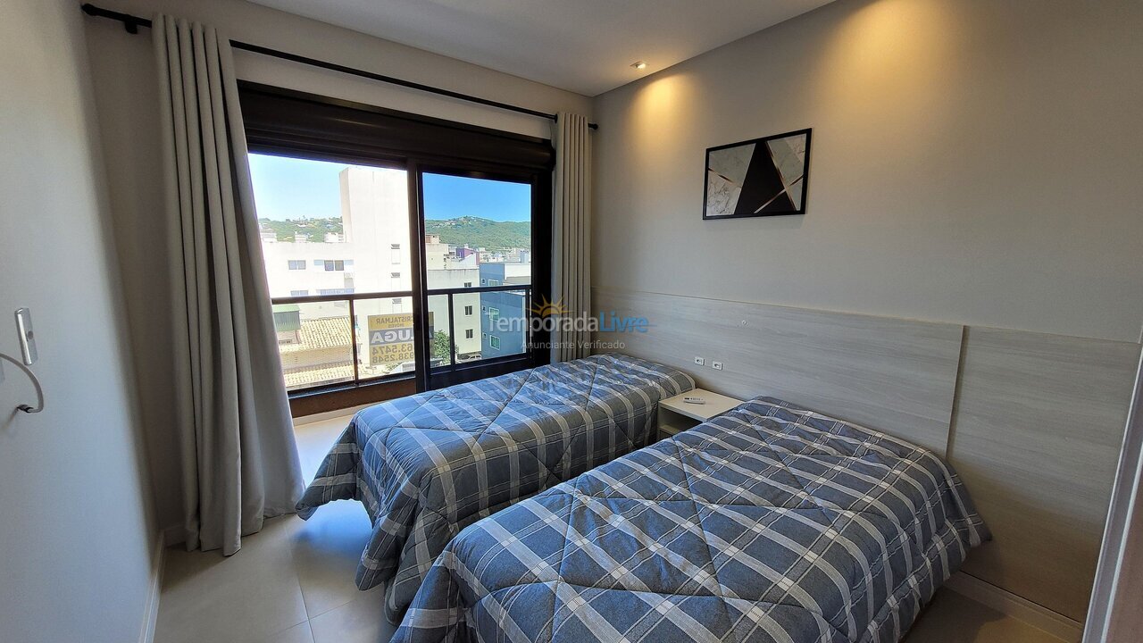 Apartamento para aluguel de temporada em Bombinhas (Praia de Bombas)