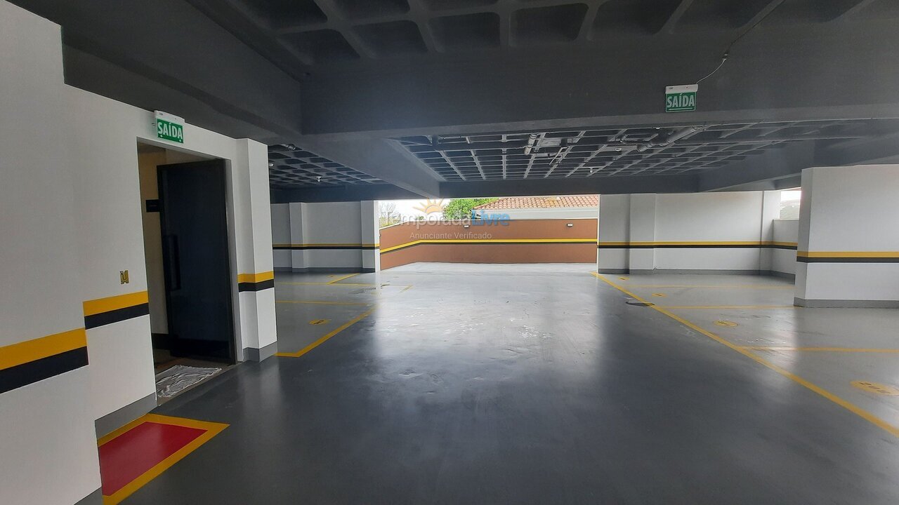 Apartamento para aluguel de temporada em Bombinhas (Praia de Bombas)