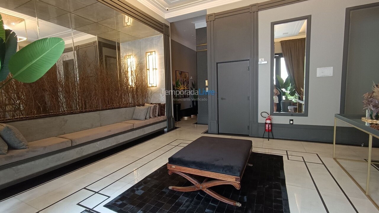 Apartamento para alquiler de vacaciones em Itapema (Meia Praia)