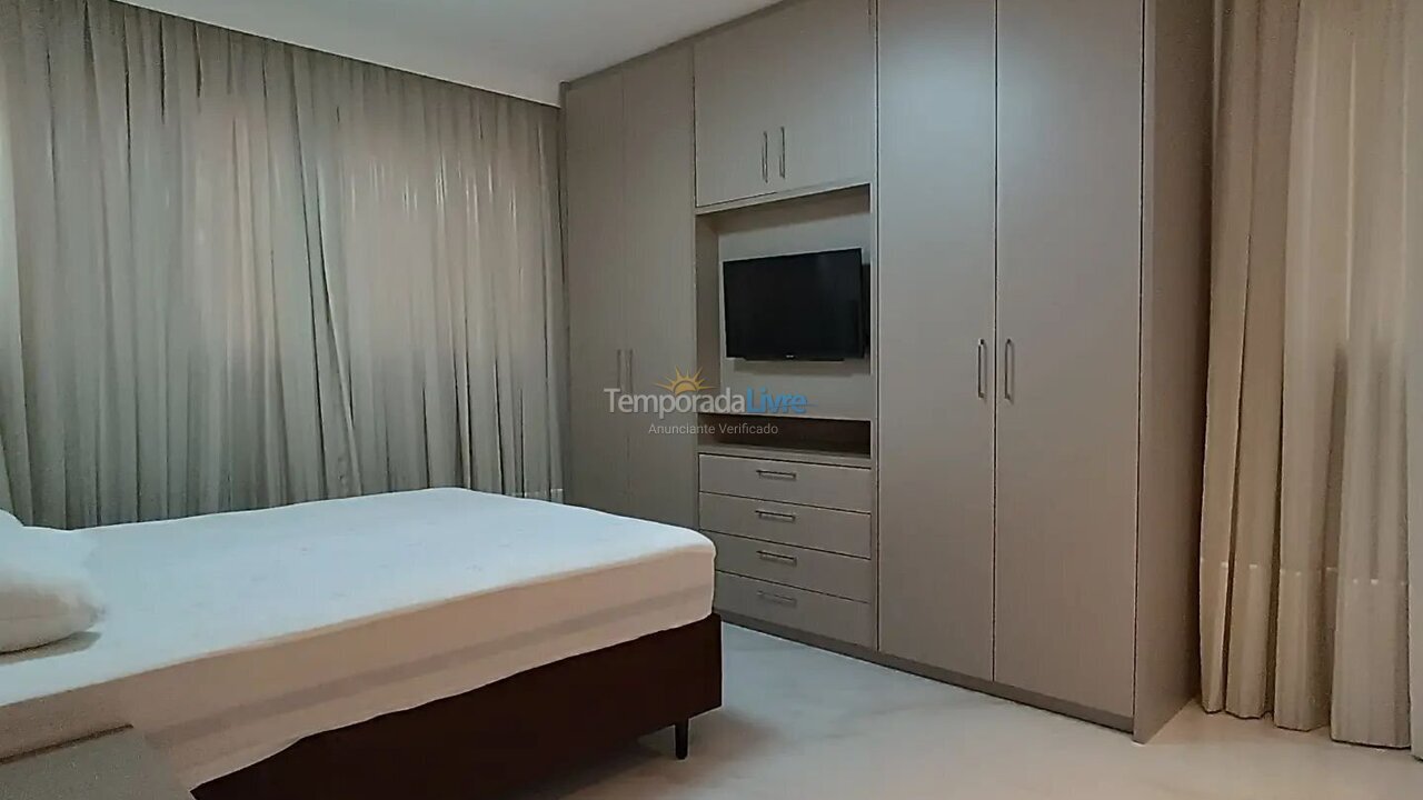 Apartamento para alquiler de vacaciones em Itapema (Meia Praia)