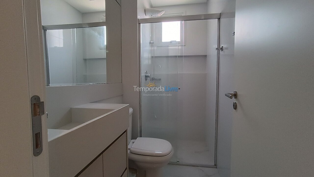 Apartamento para alquiler de vacaciones em Itapema (Meia Praia)