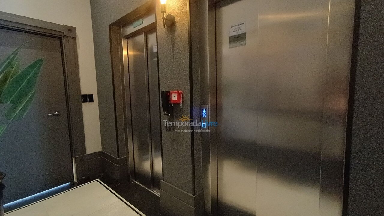 Apartamento para alquiler de vacaciones em Itapema (Meia Praia)