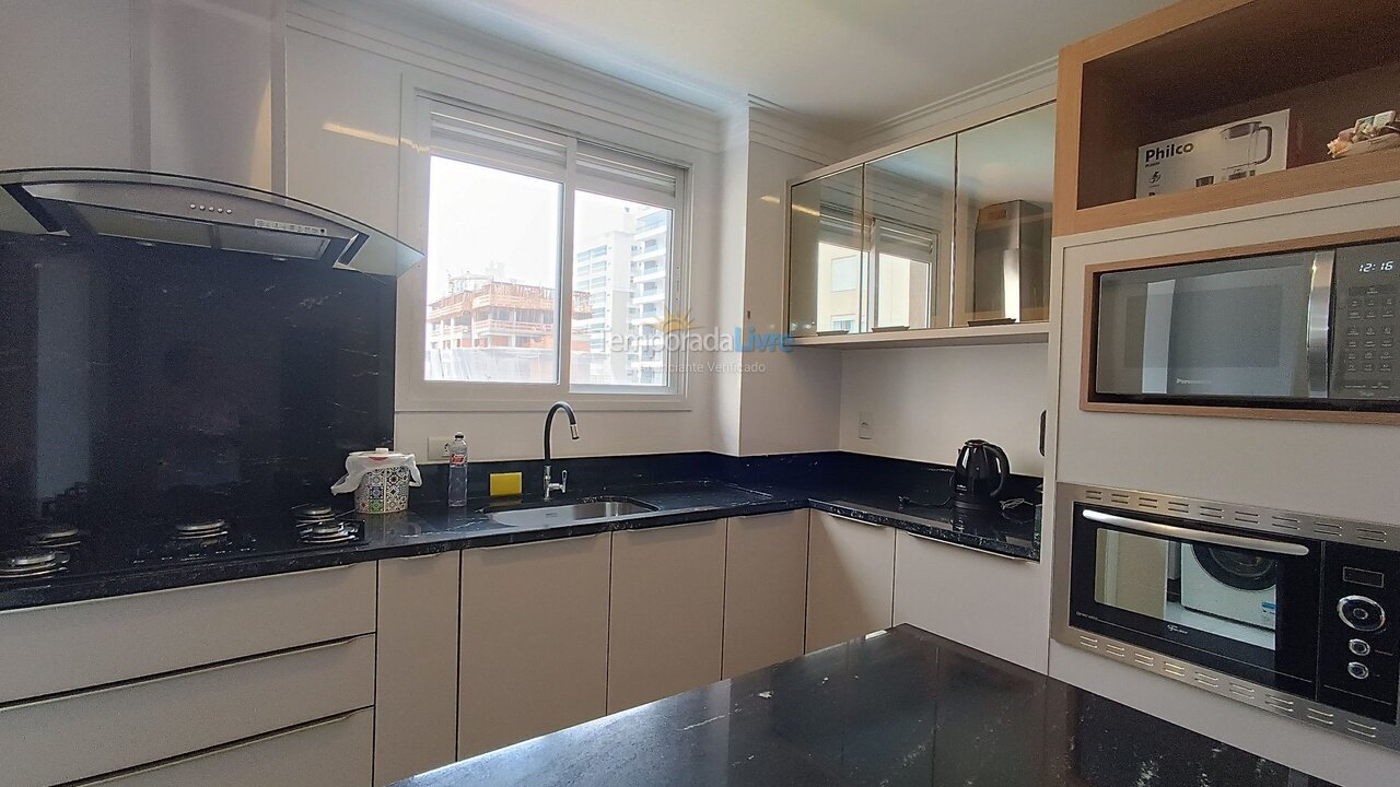 Apartamento para alquiler de vacaciones em Itapema (Meia Praia)