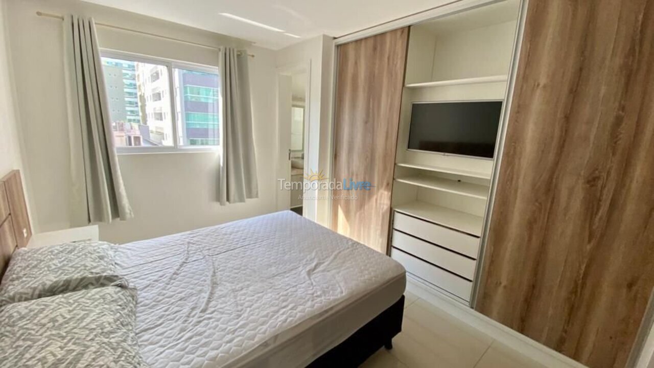 Apartamento para aluguel de temporada em Itapema (Meia Praia)