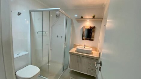 Apartamento com 3 dormitórios no coração de Itapema