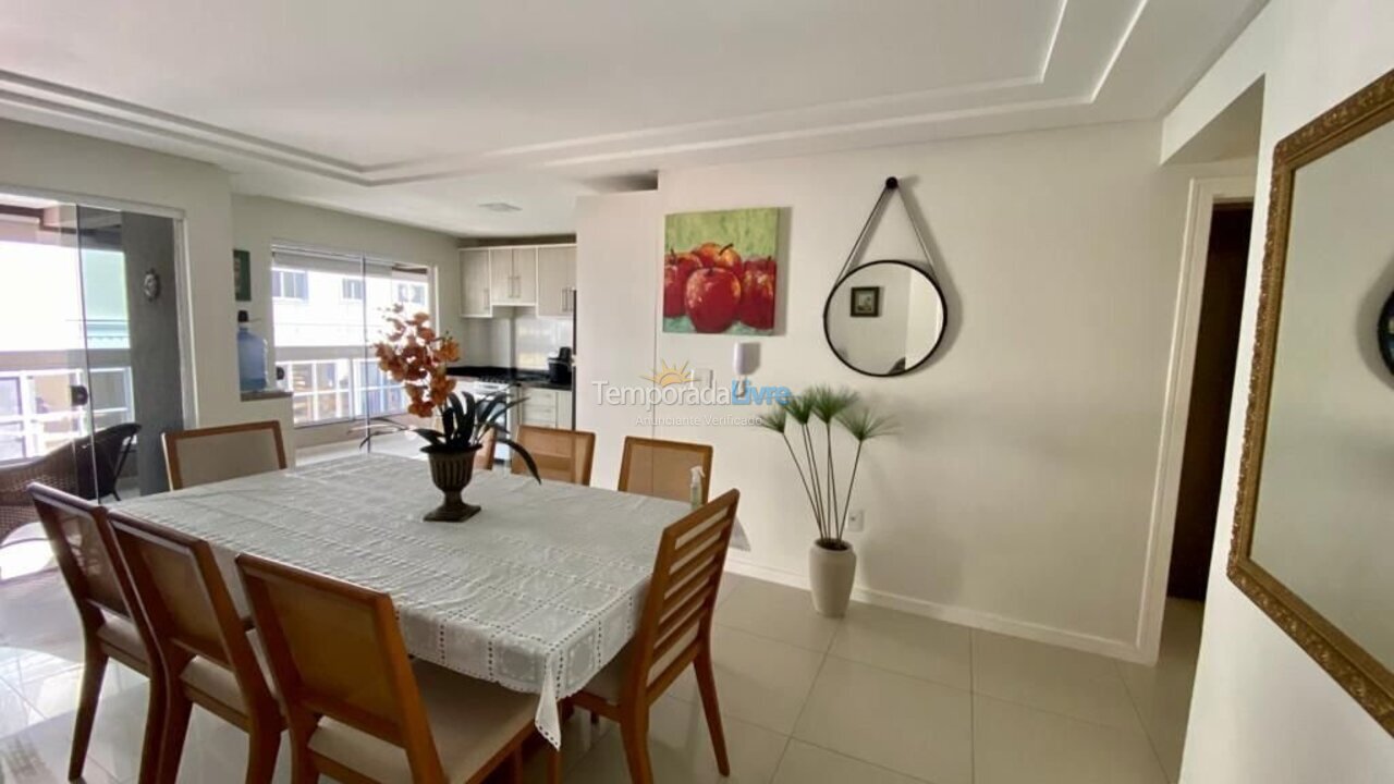 Apartamento para aluguel de temporada em Itapema (Meia Praia)