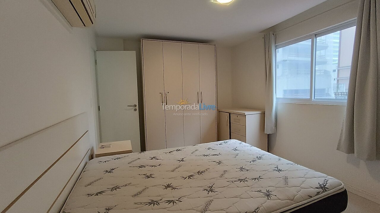 Apartamento para aluguel de temporada em Itapema (Meia Praia)