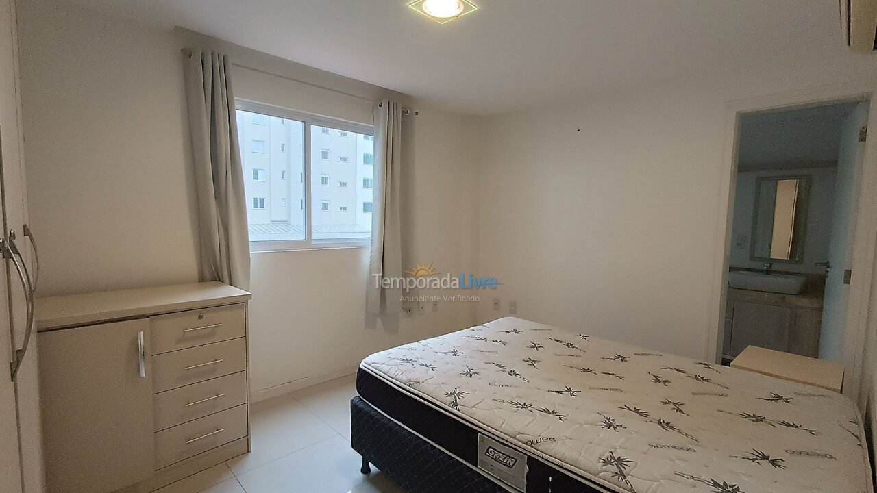 Apartamento para aluguel de temporada em Itapema (Meia Praia)