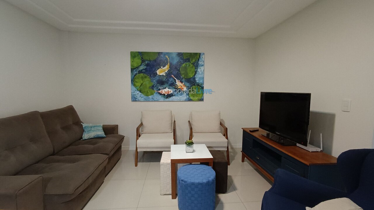 Apartamento para aluguel de temporada em Itapema (Meia Praia)