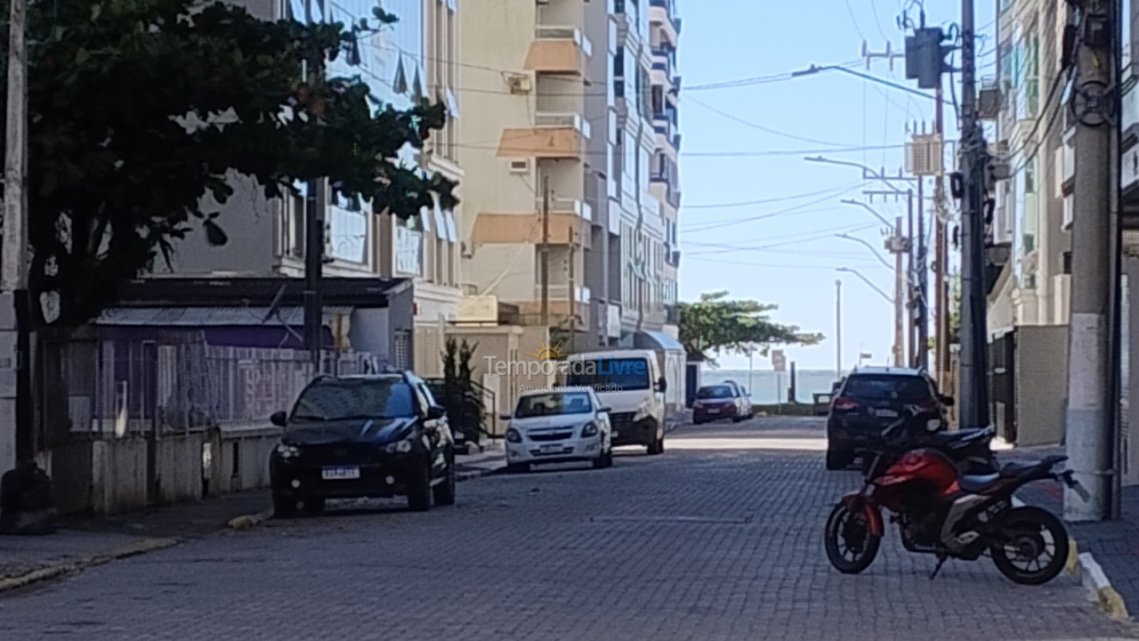 Apartamento para alquiler de vacaciones em Itapema (Meia Praia)