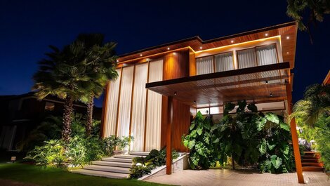 Mansão Prime em Cond. Frente Mar-Praia do Forte-BA