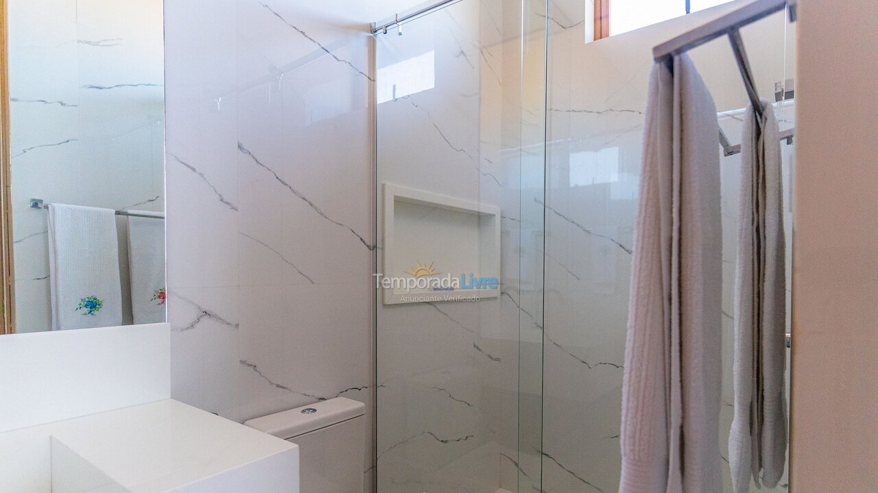 Casa para aluguel de temporada em Mata de São João (Praia do Forte)