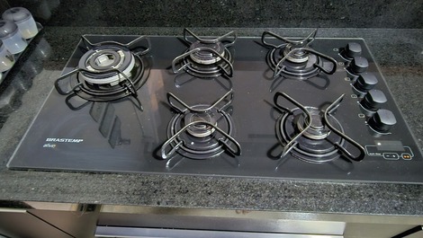 Sobrado lindo e aconchegante, próximo a duas belas praias