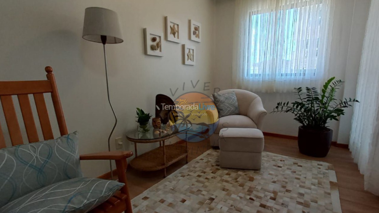 Apartamento para aluguel de temporada em Bombinhas (Praia de Bombas)