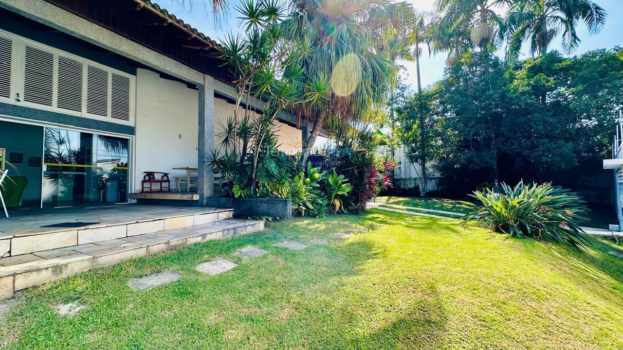 Casa para alquiler de vacaciones em Guarujá (Enseada)
