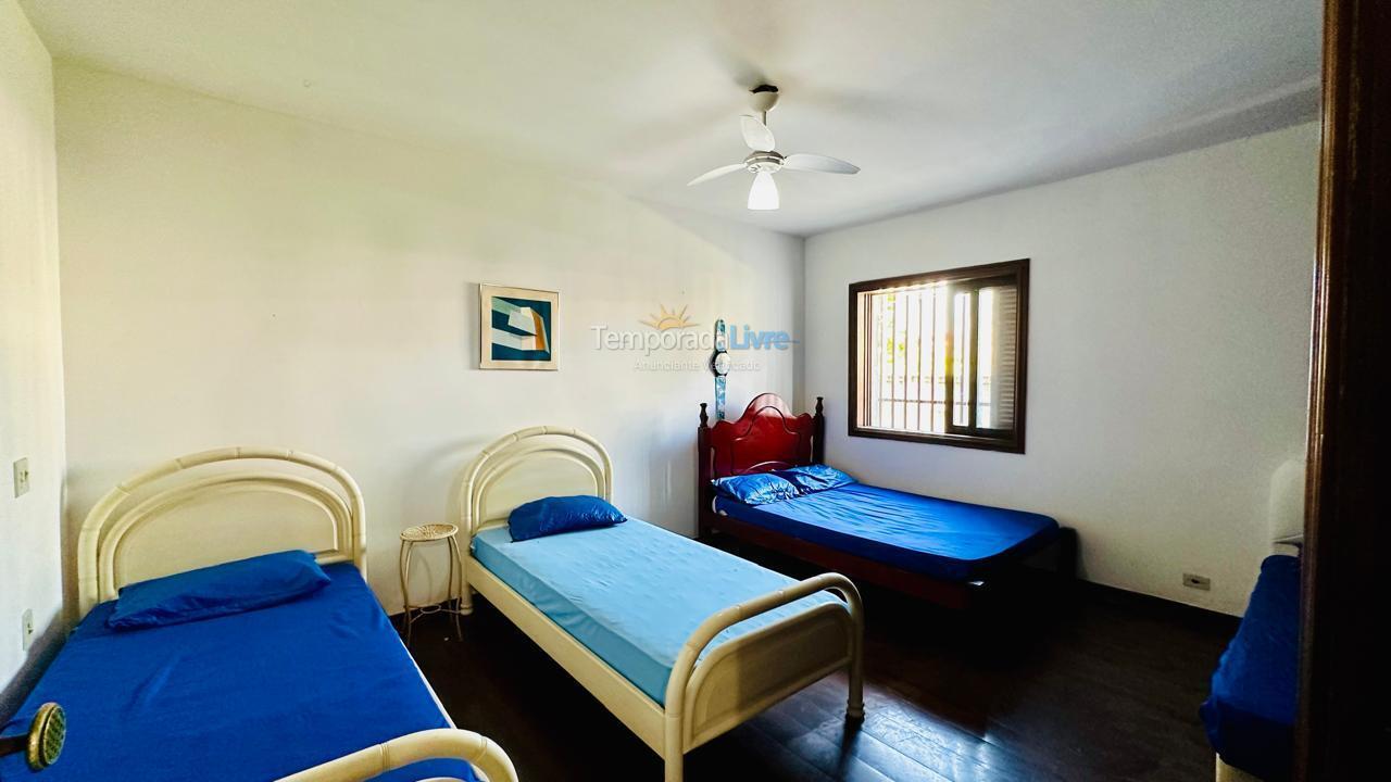 Casa para alquiler de vacaciones em Guarujá (Enseada)