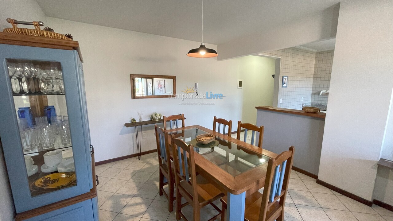 Apartment for vacation rental in Bombinhas (Praia de Bombinhas)