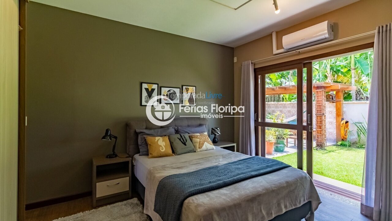 House for vacation rental in Florianopolis (Campeche)