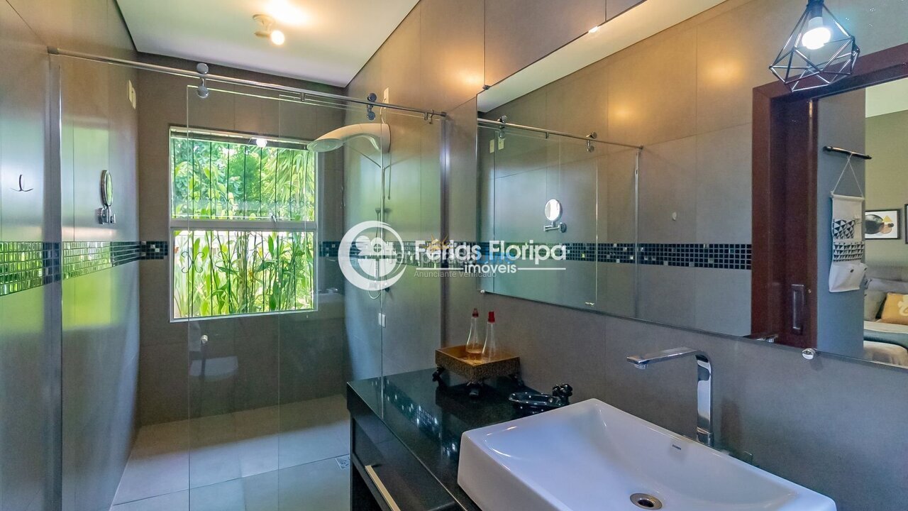 House for vacation rental in Florianopolis (Campeche)