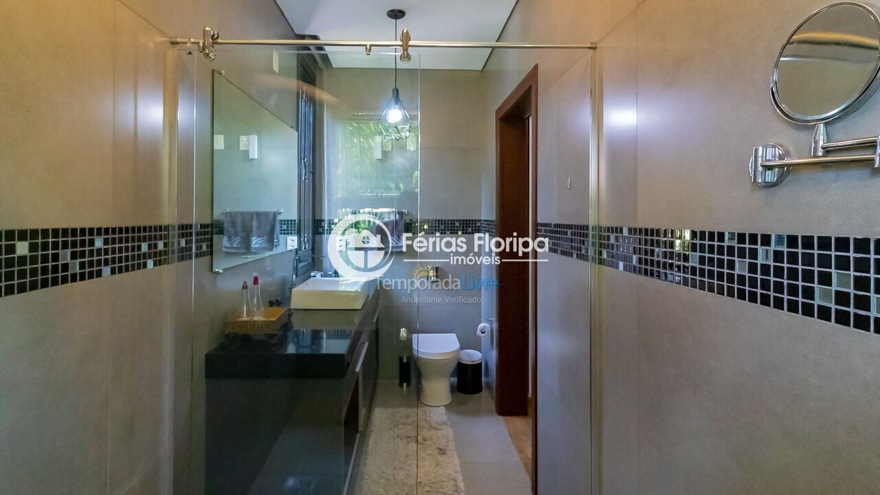 House for vacation rental in Florianopolis (Campeche)