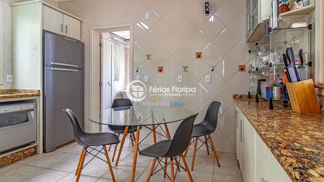 Casa para aluguel de temporada em Florianópolis (Rio Tavares)