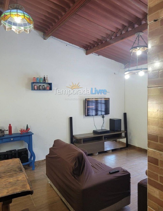 Chácara / sítio para aluguel de temporada em Miracatu (Pedro Barros)