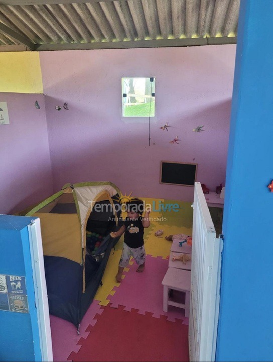 Chácara / sítio para aluguel de temporada em Miracatu (Pedro Barros)