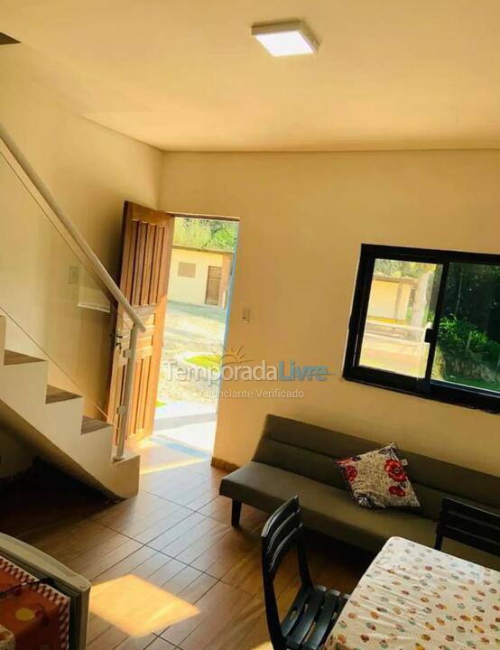 Chácara / sítio para aluguel de temporada em Miracatu (Pedro Barros)