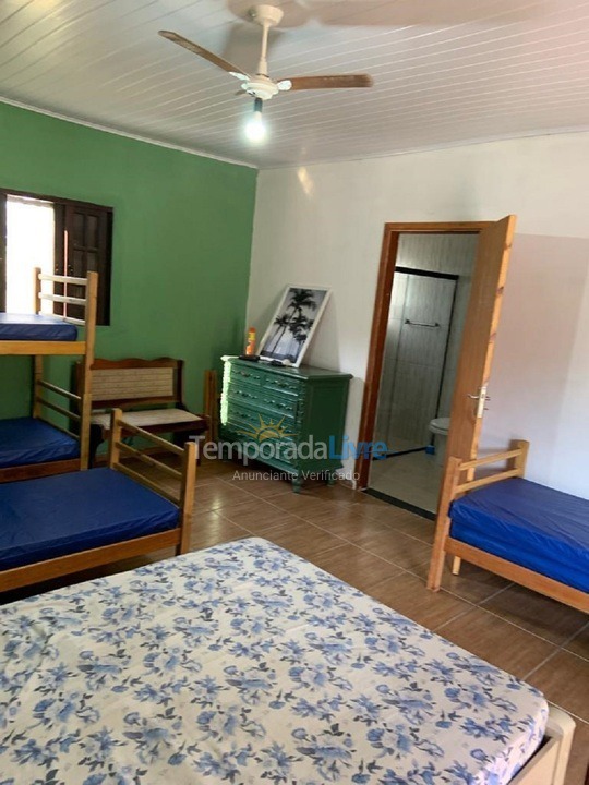 Chácara / sítio para aluguel de temporada em Miracatu (Pedro Barros)