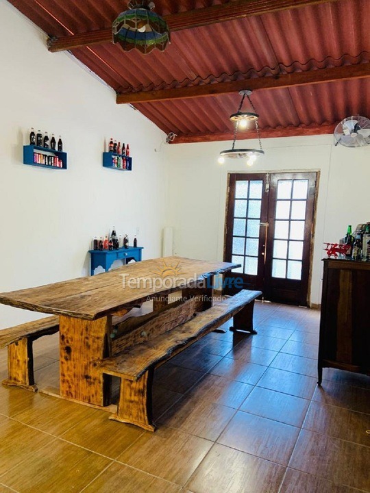 Chácara / sítio para aluguel de temporada em Miracatu (Pedro Barros)