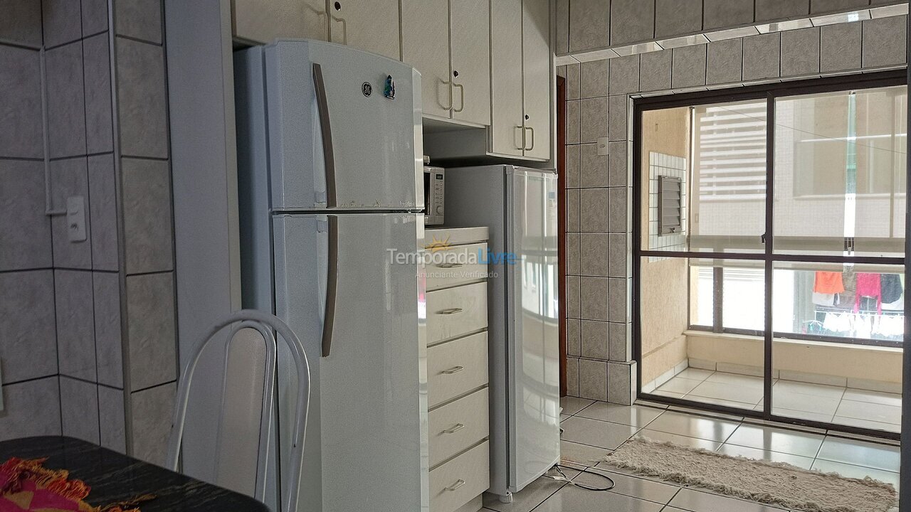 Apartamento para alquiler de vacaciones em Itapema (Meia Praia)