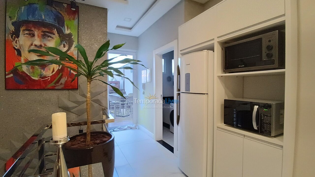 Apartment for vacation rental in Bombinhas (Mariscal)